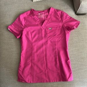 FIGS scrub top XS in Electric Orchid